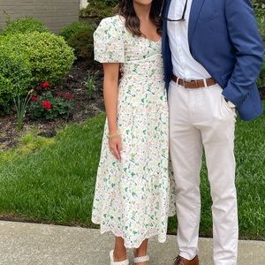 MIDI dress size XS. Worn once. So classy & fun for any occasion!